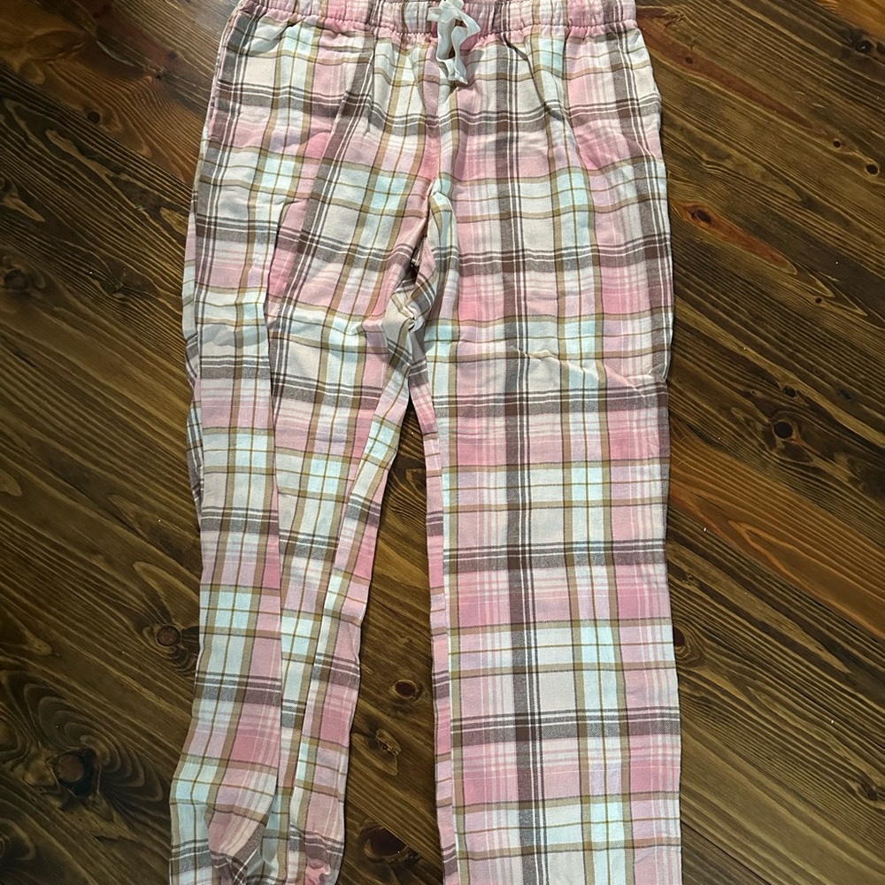 Old Navy Pink and Tan Plaid flannel pajama pants